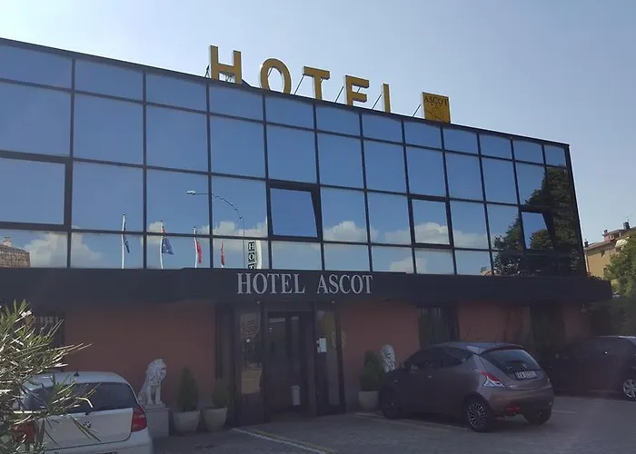 Hotel Ascot